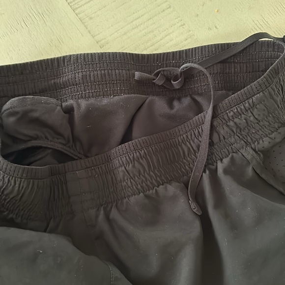 Nike size small black run shorts - Picture 3 of 4